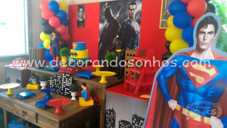 Decoração Batman vs Superman